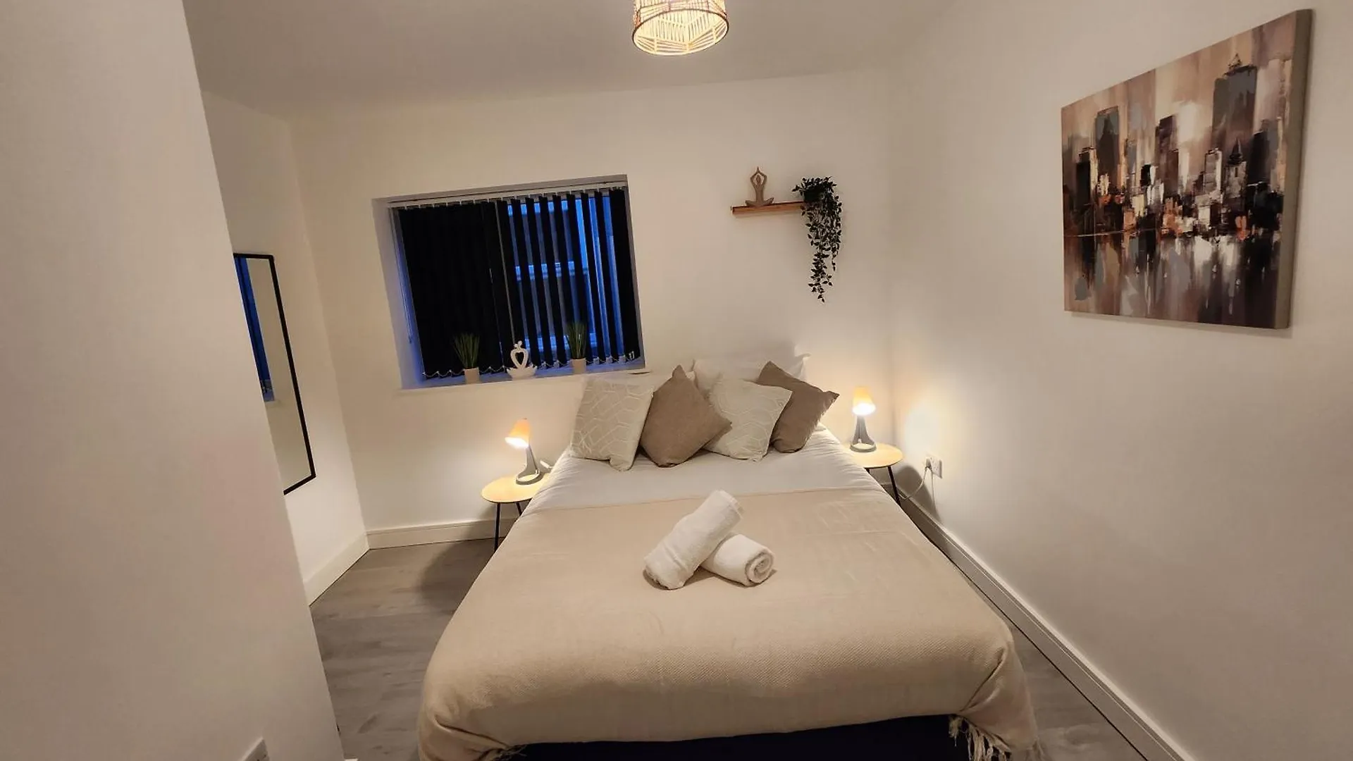 Supervalue Suite 5 - Fast Wifi, Hotel Linen, Keyless Entry, City Only 10 Mins - By Property Promise Κάρντιφ Ηνωμένο Βασίλειο